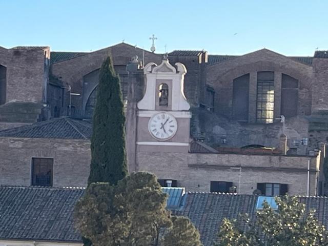 Camera X2 Con Splendida Vista Sulle Terme Di Diocleziano E Sul Chiostro Di Michelangelo ローマ エクステリア 写真