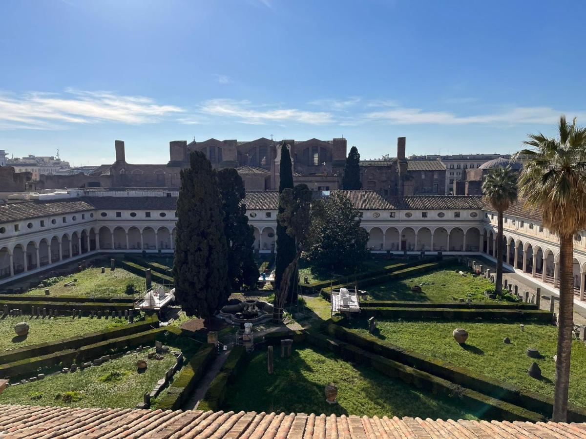 Camera X2 Con Splendida Vista Sulle Terme Di Diocleziano E Sul Chiostro Di Michelangelo ローマ エクステリア 写真